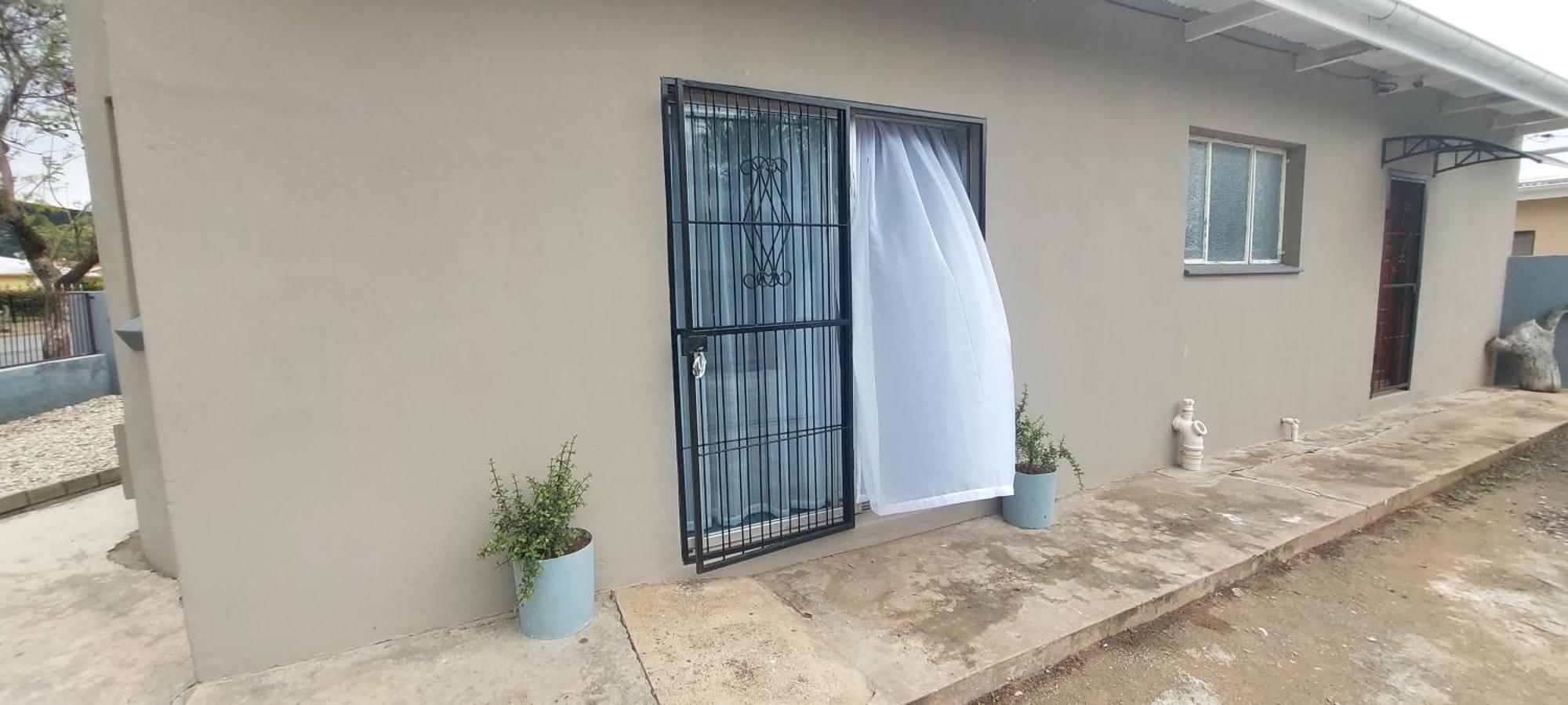 Tj Self-Catering Apartment Graaff Reinet Room photo
